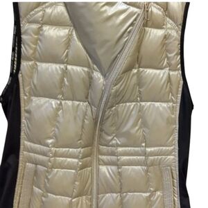 Talbots Gold Quilted Vest Elegant Sleeveless Layer